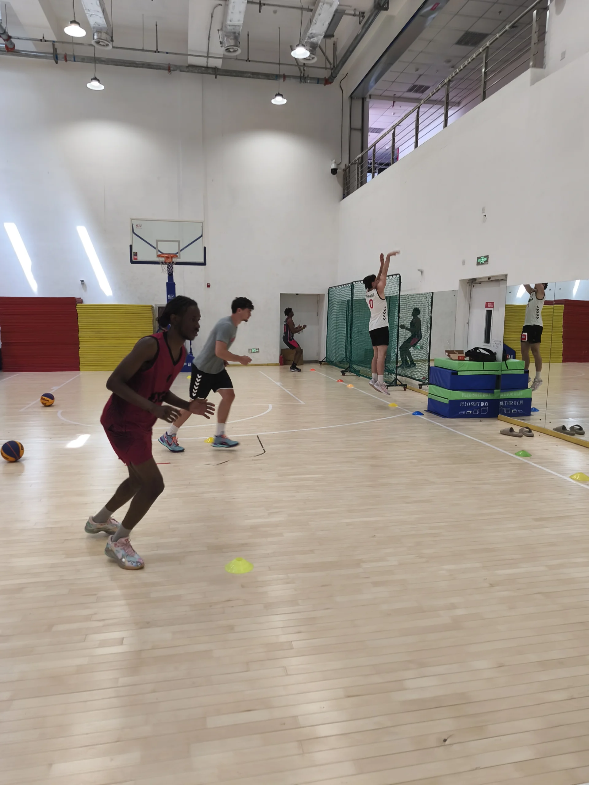 Université de Sciences et Technologies de l'Information de Beijing BISTU 2025 Team swish Basket 3x3